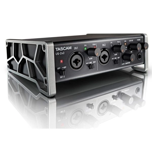 Звуковая карта TASCAM US-2*2 USB фото 1