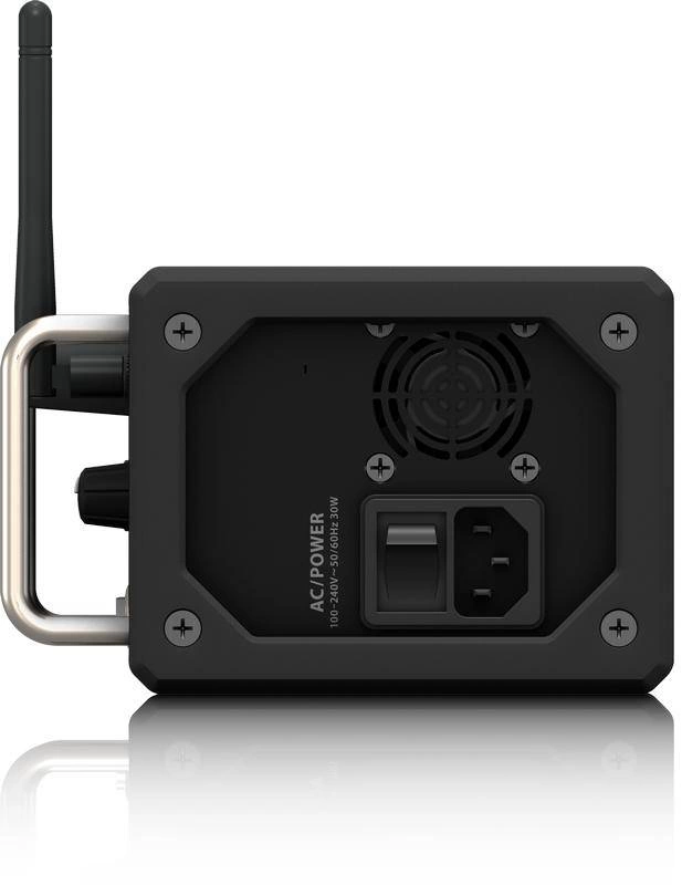 Микшерный пульт цифровой BEHRINGER XR12 фото 7