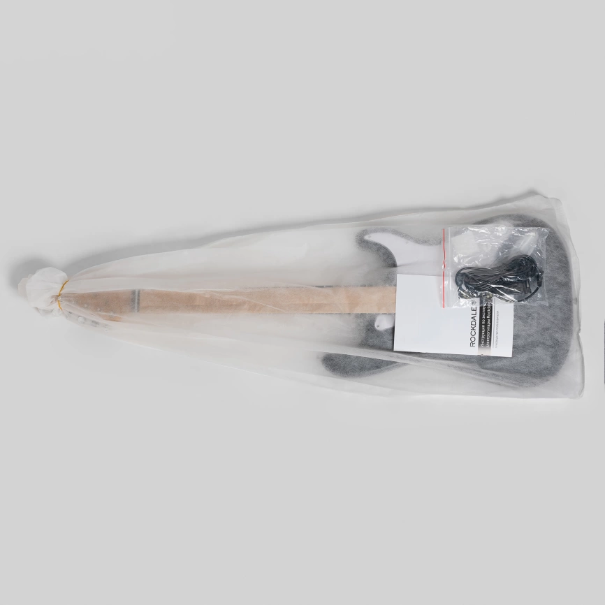 Электрогитара ROCKDALE STARS PLUS HSS MAPLE BK черный фото 10