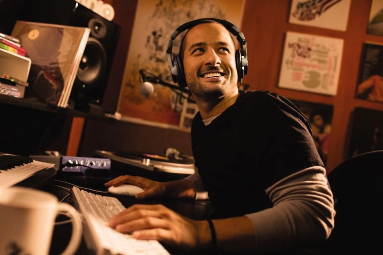 Наушники SHURE SRH550DJ фото 2