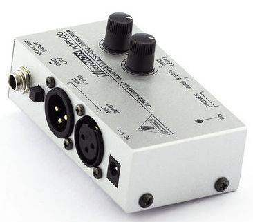 Усилитель для наушников BEHRINGER MA400 фото 2