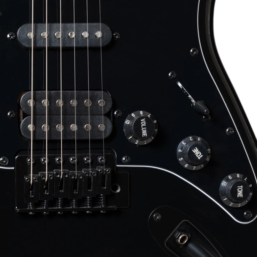 Электрогитара ROCKDALE STARS Black Limited Edition HSS BK фото 7